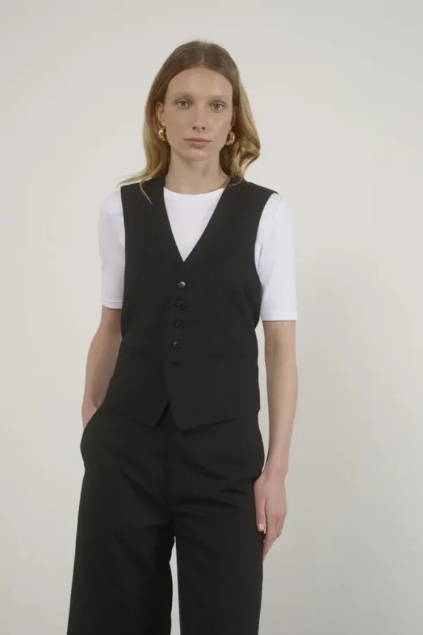 From Herman Classic Vest Black Best