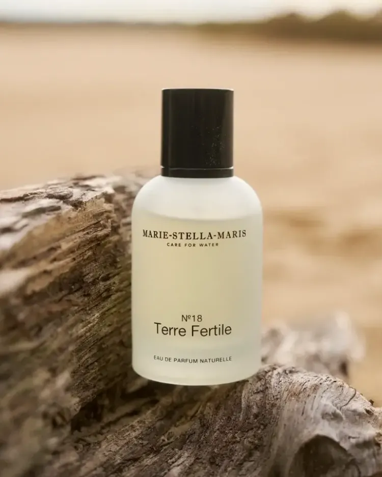 eau_de_parfum_naturelle_t_0.webp Marie Stella Maris Eau de Parfum Naturelle Terre Fertile Hot