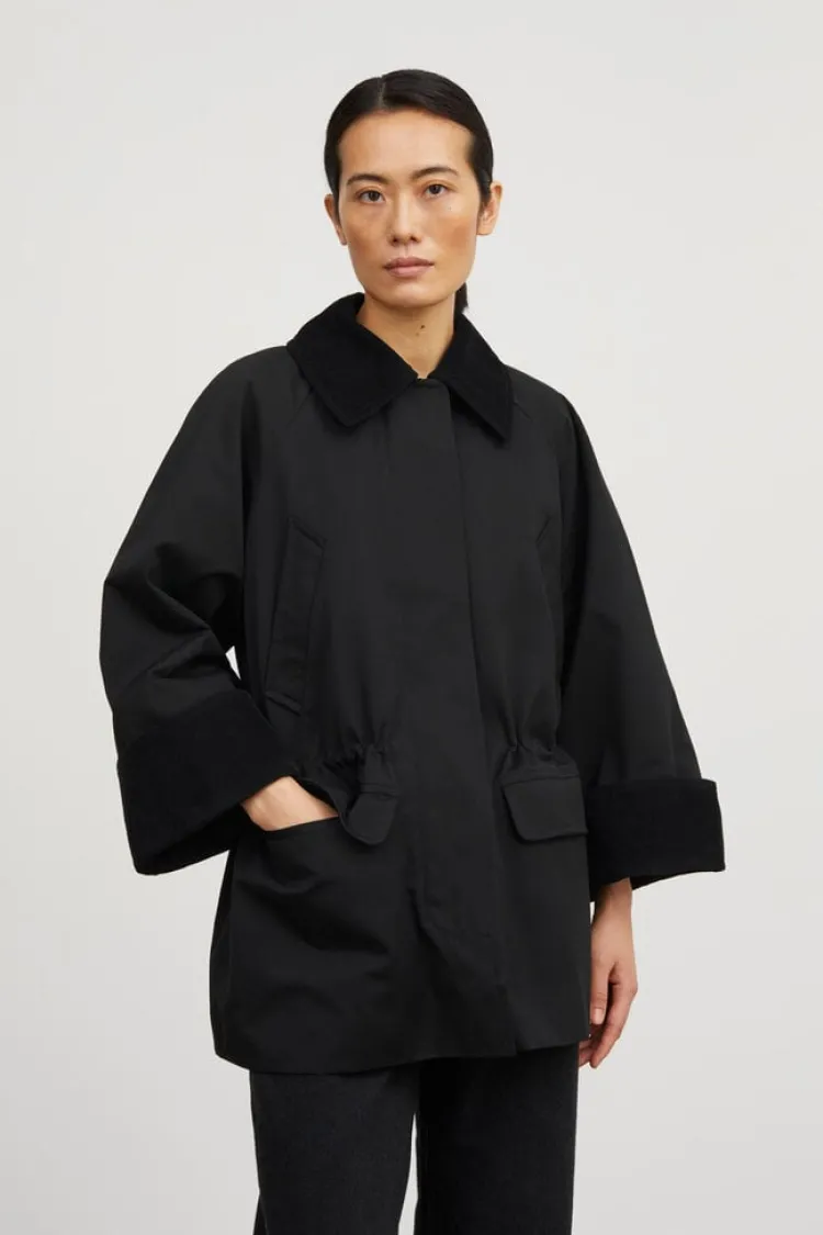 gaby_jacket_0.webp Skall Studio Gaby Jacket Black Hot