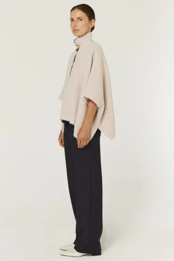 Gris Honore Cape Clearance