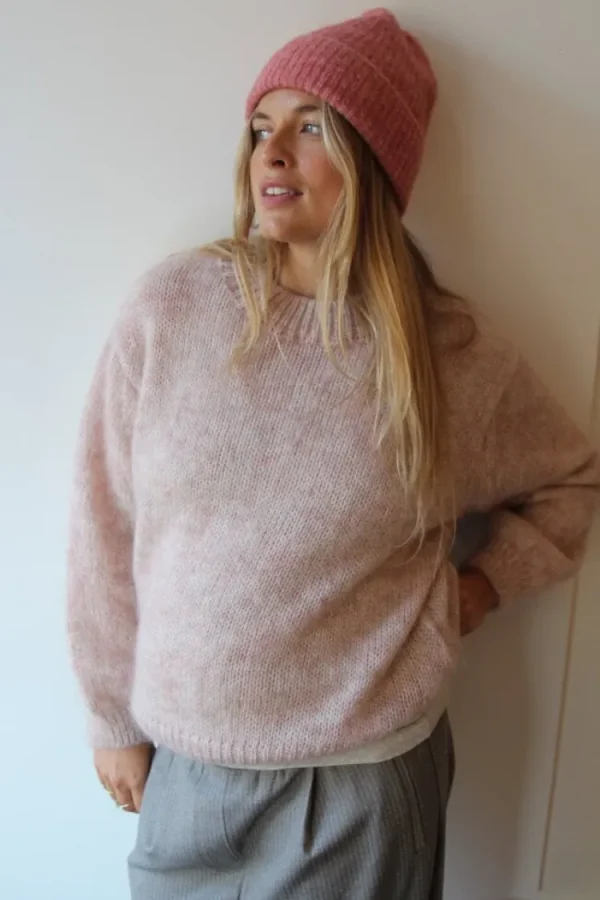 Knit-ted Nora Beanie Pink Clearance