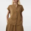 Knit-ted Rumi Blouse Camel Hot