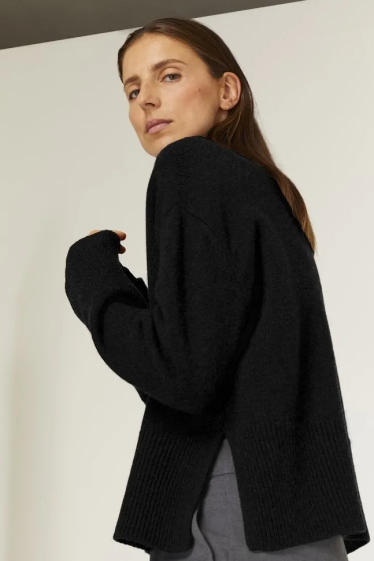 sartre_sweater_0-1.webp Gris Sartre Sweater Black New