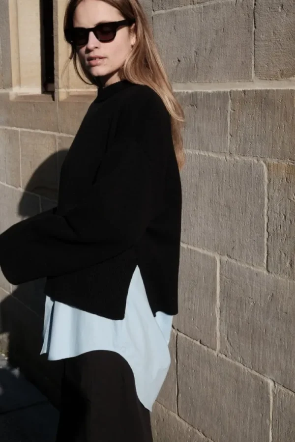 Gris Sartre Sweater Black New