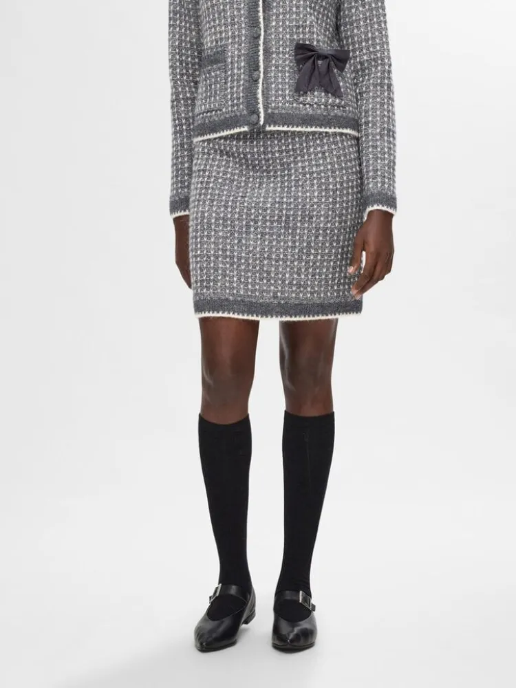 sine_short_skirt_0.webp Selected Femme Sine Short Skirt Volcanic+ash+detail+birch Online